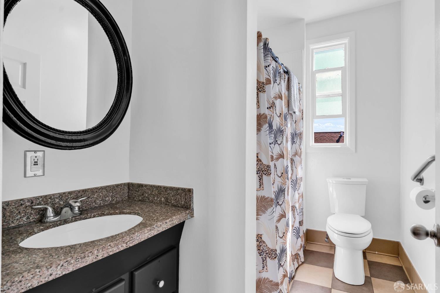 Detail Gallery Image 8 of 44 For 201 Congdon St, San Francisco,  CA 94112 - 5 Beds | 2 Baths