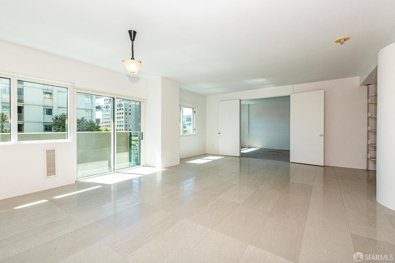 Detail Gallery Image 5 of 25 For 1388 Gough St #606,  San Francisco,  CA 94109 - 2 Beds | 2 Baths