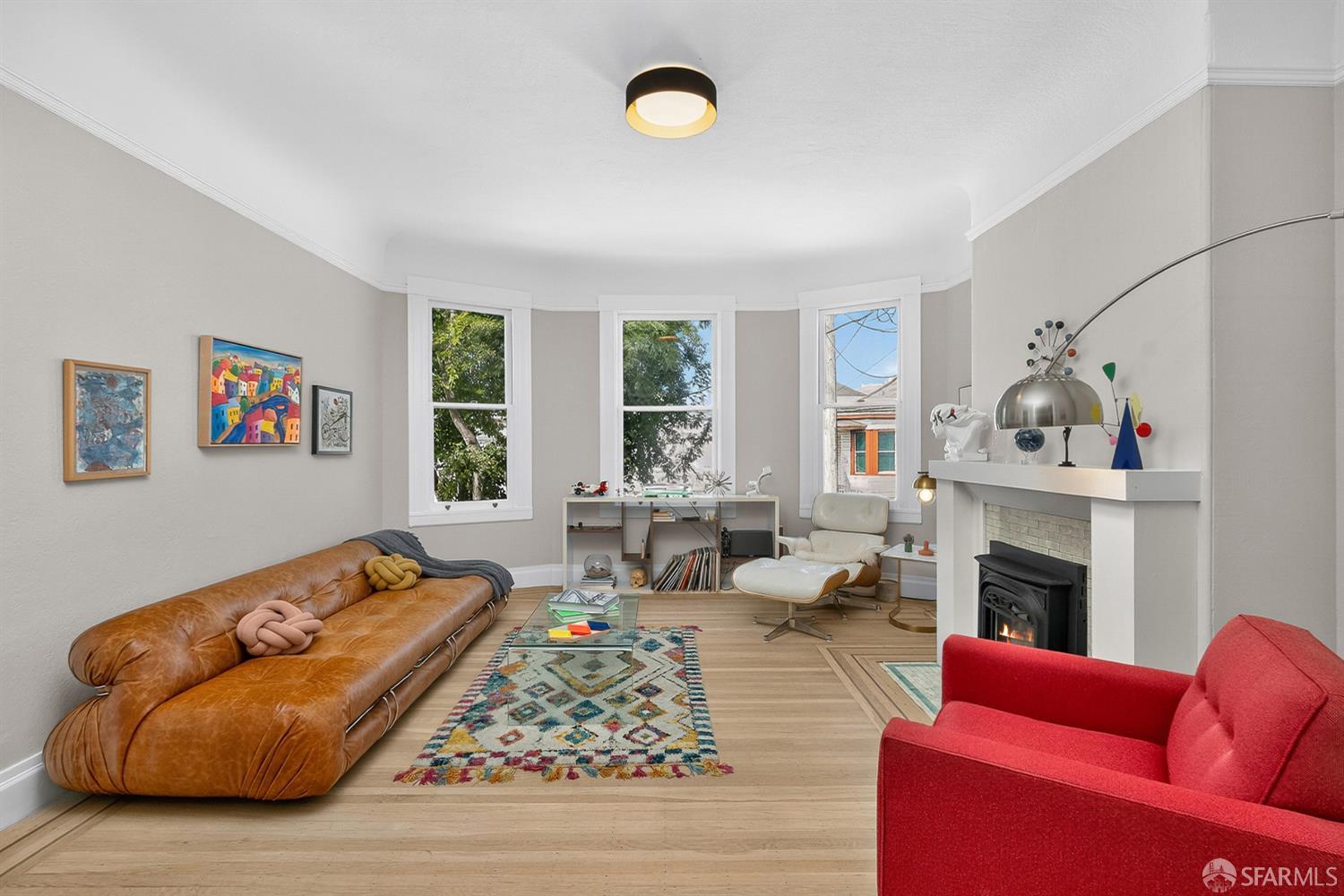 Detail Gallery Image 4 of 28 For 49 Theresa St, San Francisco,  CA 94112 - 5 Beds | 2 Baths