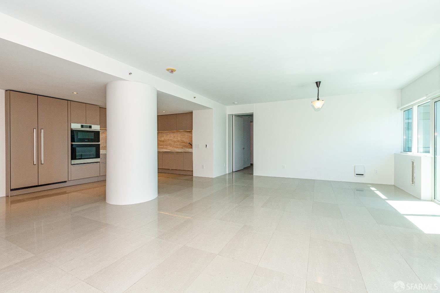 Detail Gallery Image 3 of 25 For 1388 Gough St #606,  San Francisco,  CA 94109 - 2 Beds | 2 Baths