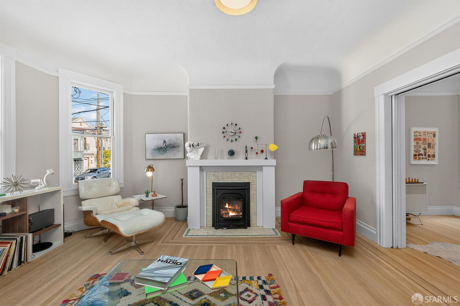 Detail Gallery Image 5 of 28 For 49 Theresa St, San Francisco,  CA 94112 - 5 Beds | 2 Baths