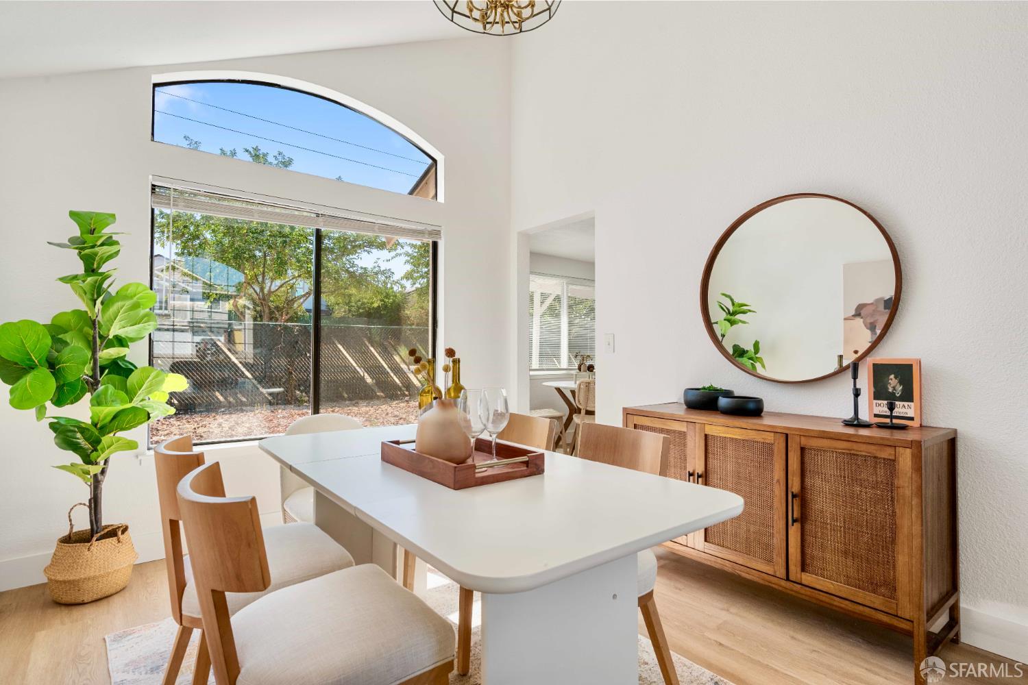 Detail Gallery Image 10 of 34 For 4662 Country Hills Dr, Antioch,  CA 94531 - 5 Beds | 3 Baths