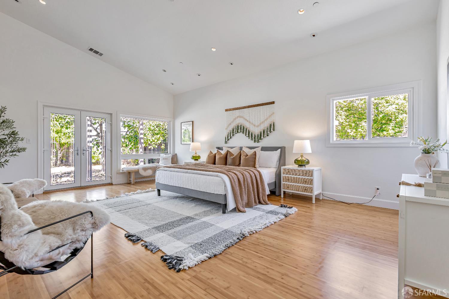 Detail Gallery Image 38 of 64 For 292 Sandpiper Ct, Foster City,  CA 94404 - 3 Beds | 2/1 Baths