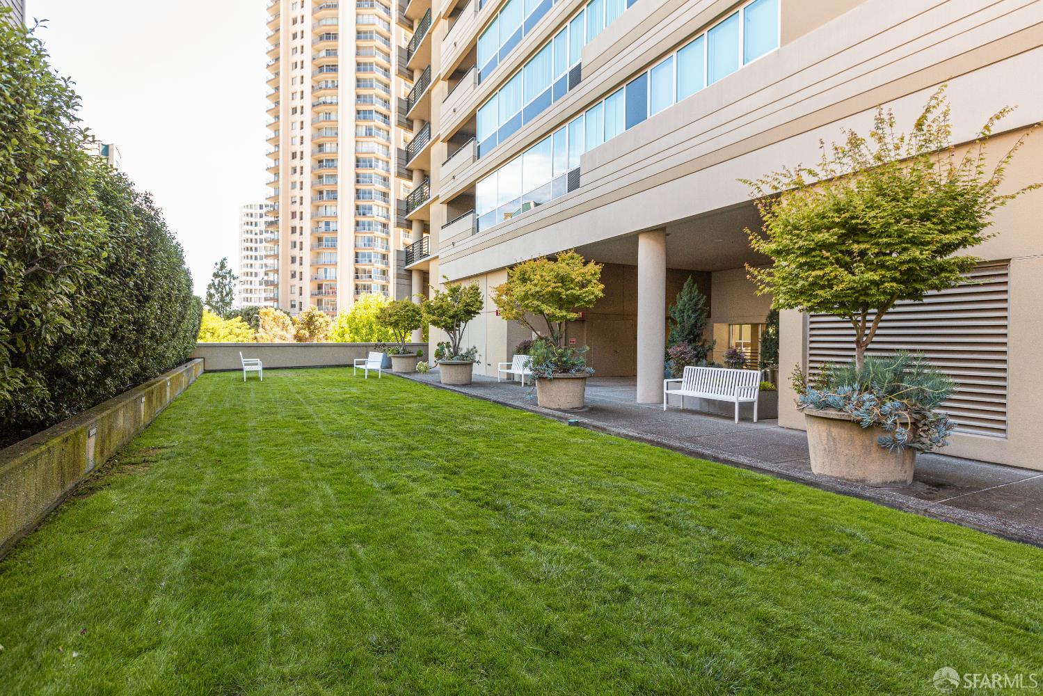 Detail Gallery Image 20 of 25 For 1388 Gough St #606,  San Francisco,  CA 94109 - 2 Beds | 2 Baths