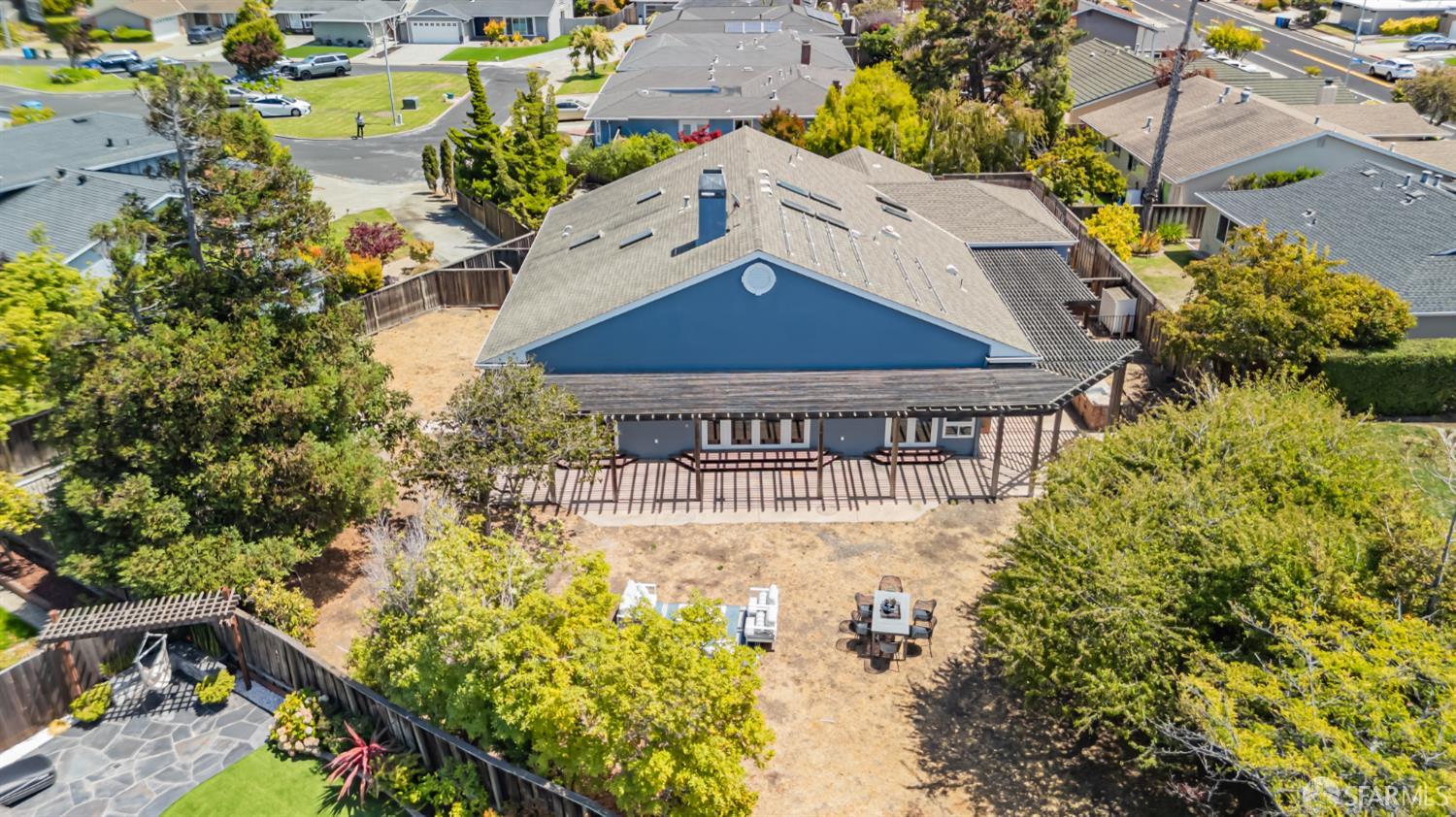 Detail Gallery Image 15 of 64 For 292 Sandpiper Ct, Foster City,  CA 94404 - 3 Beds | 2/1 Baths