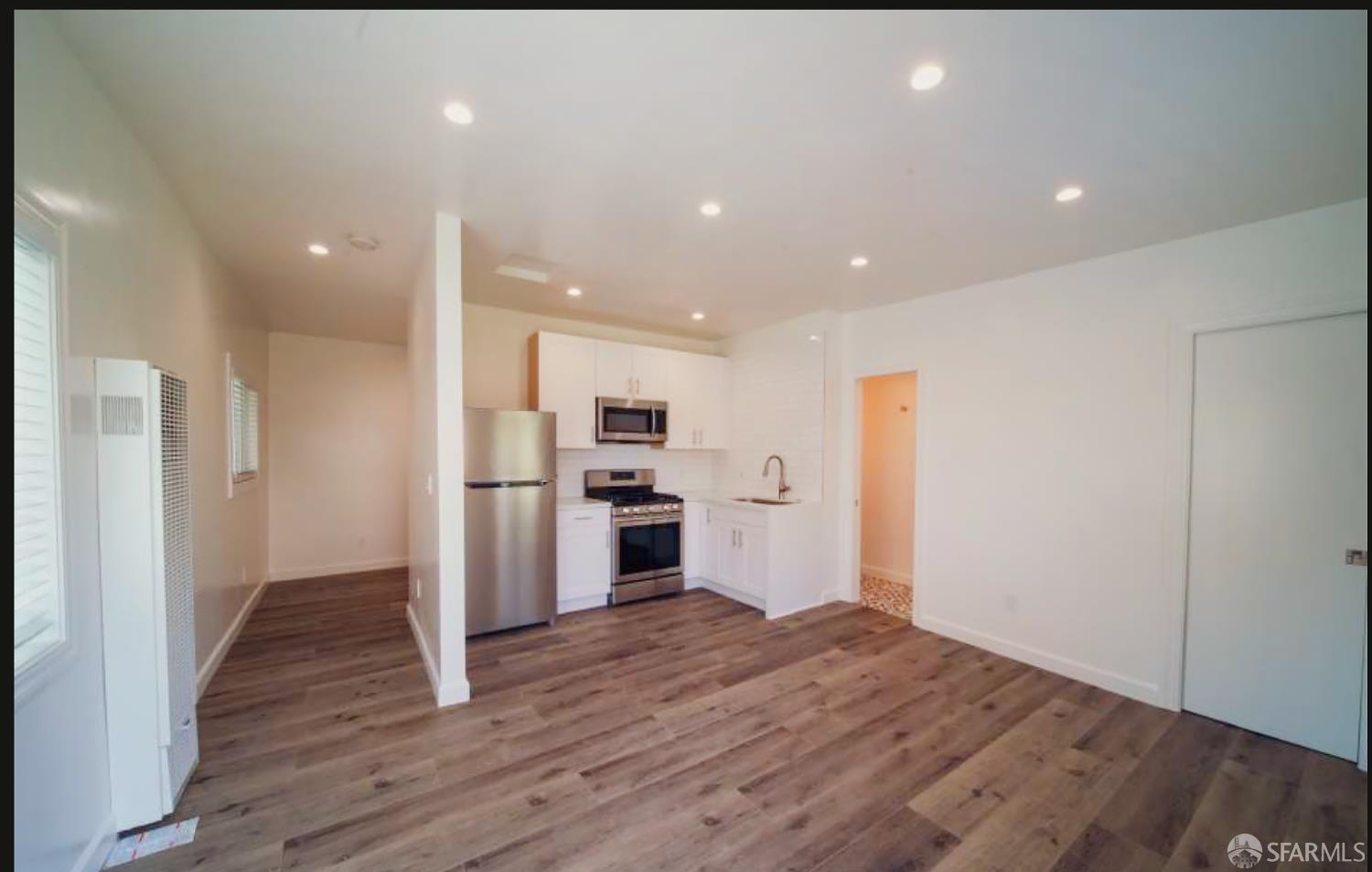 Detail Gallery Image 8 of 10 For 433 Vernon St, Oakland,  CA 94610 - – Beds | – Baths