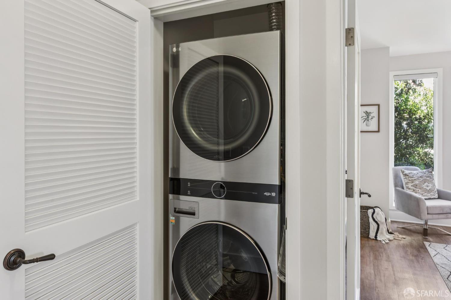 Detail Gallery Image 17 of 31 For 8 Landers St #301,  San Francisco,  CA 94114 - 2 Beds | 2 Baths