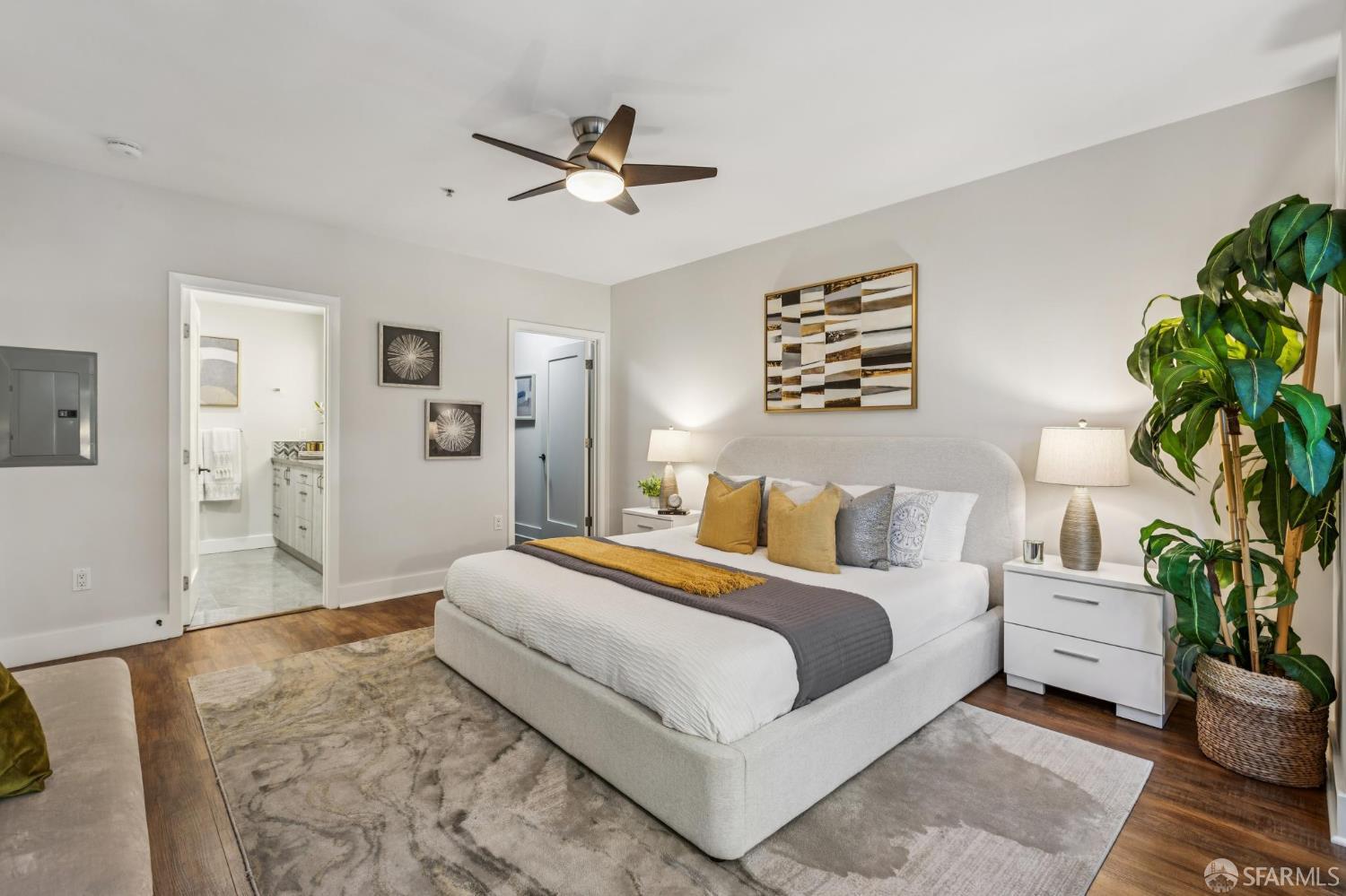 Detail Gallery Image 10 of 31 For 8 Landers St #301,  San Francisco,  CA 94114 - 2 Beds | 2 Baths