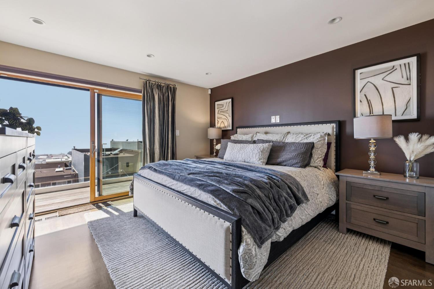 Detail Gallery Image 47 of 93 For 2123 Funston Ave, San Francisco,  CA 94116 - 4 Beds | 3/1 Baths