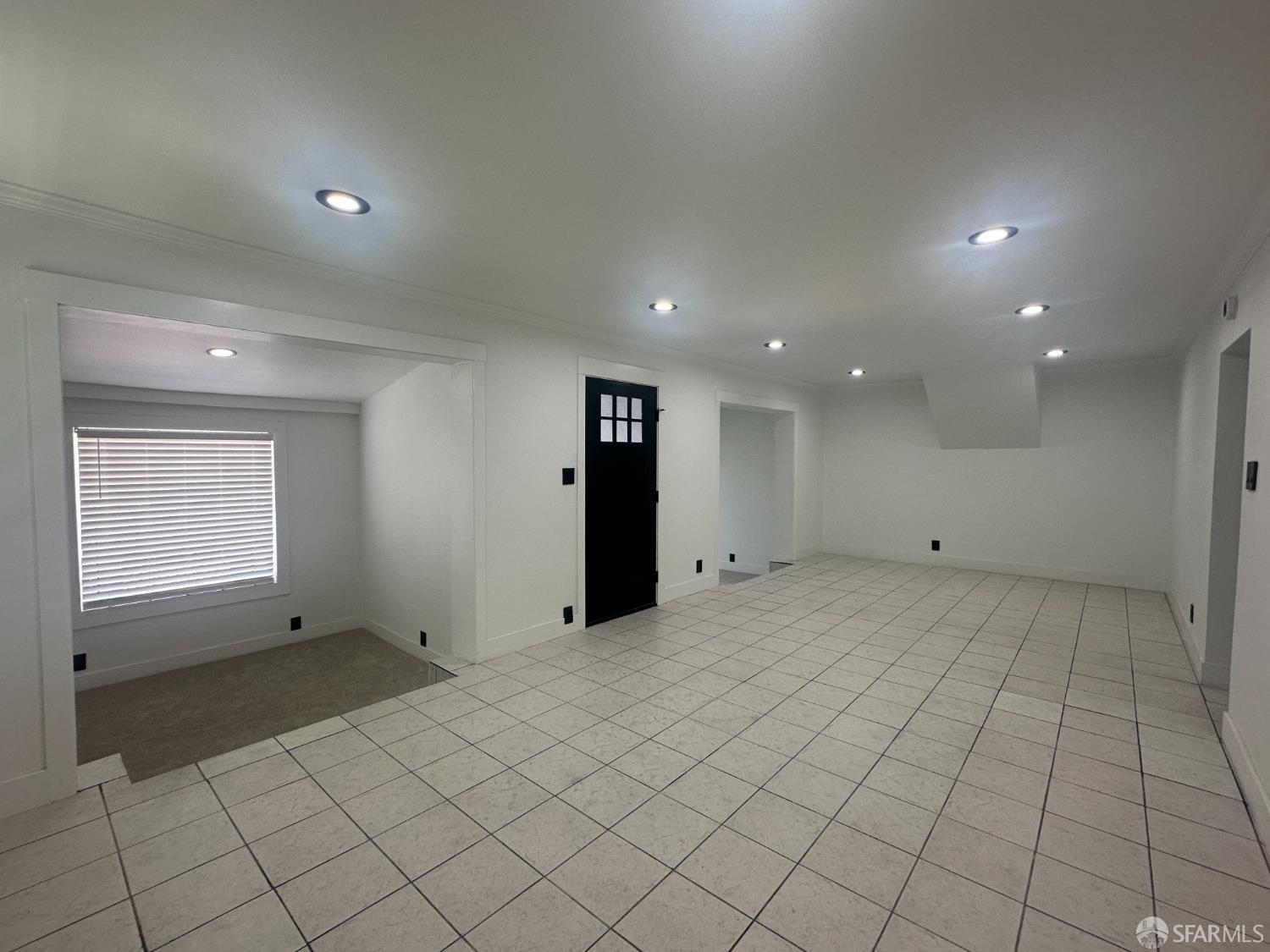 Detail Gallery Image 4 of 28 For 370 Clara St, Oakland,  CA 94603 - 7 Beds | 3 Baths