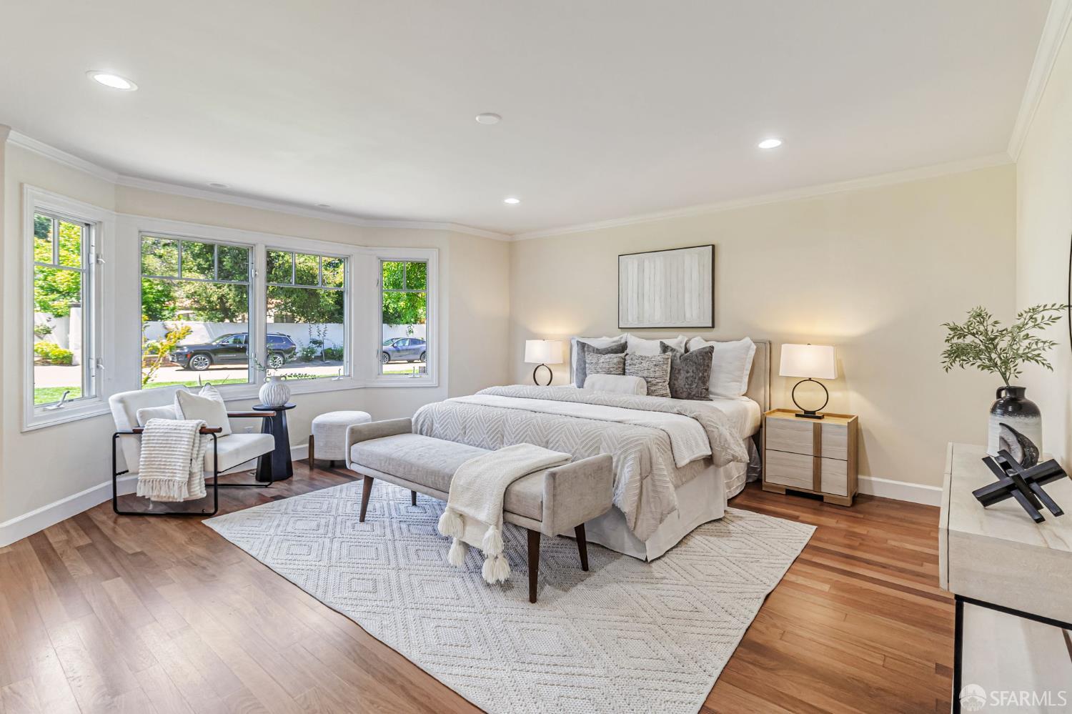 Detail Gallery Image 27 of 43 For 2 Callado Way, Atherton,  CA 94027 - 5 Beds | 4/1 Baths