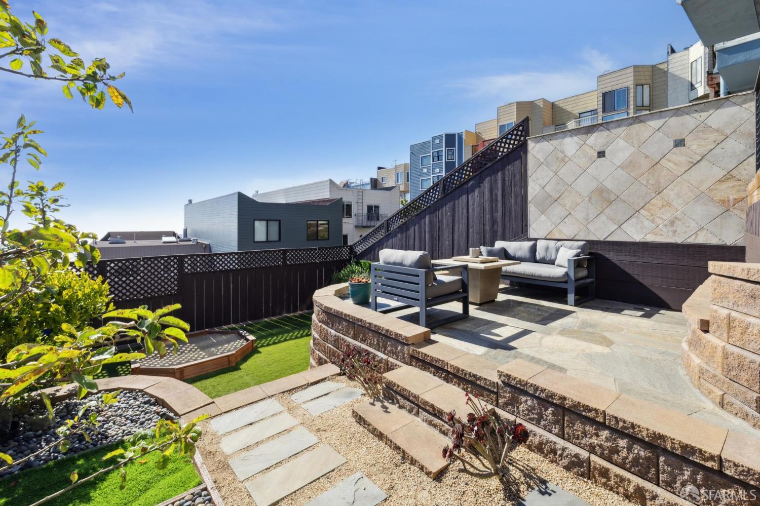 Detail Gallery Image 78 of 93 For 2123 Funston Ave, San Francisco,  CA 94116 - 4 Beds | 3/1 Baths