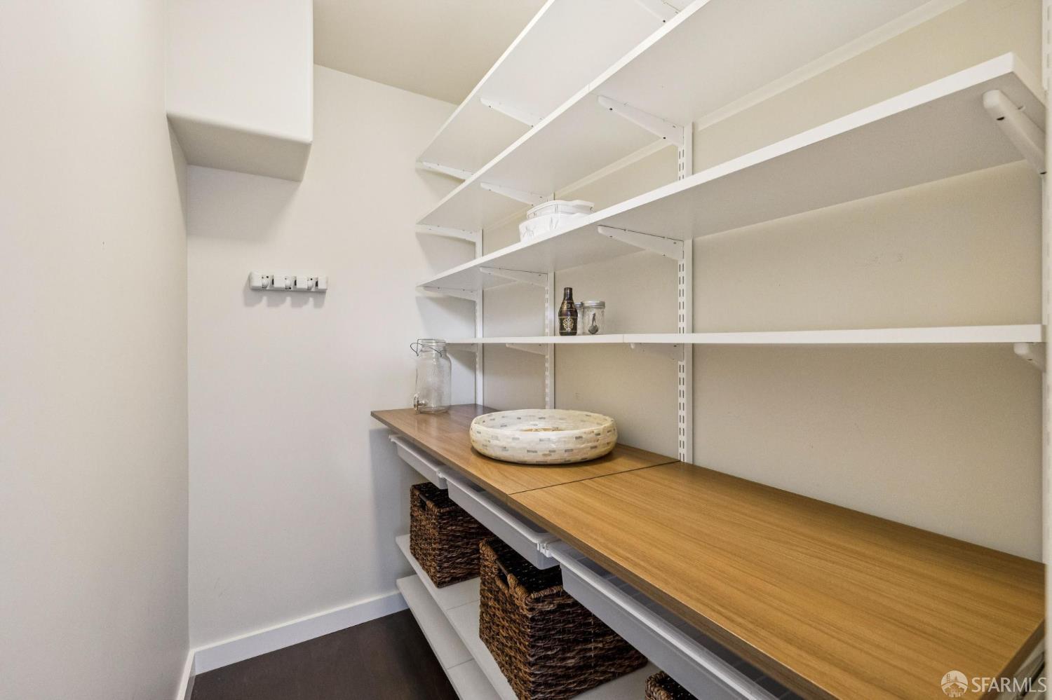 Detail Gallery Image 17 of 93 For 2123 Funston Ave, San Francisco,  CA 94116 - 4 Beds | 3/1 Baths