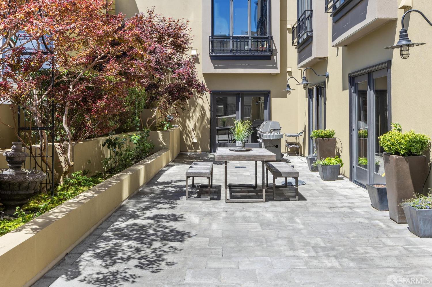 Detail Gallery Image 22 of 31 For 8 Landers St #301,  San Francisco,  CA 94114 - 2 Beds | 2 Baths