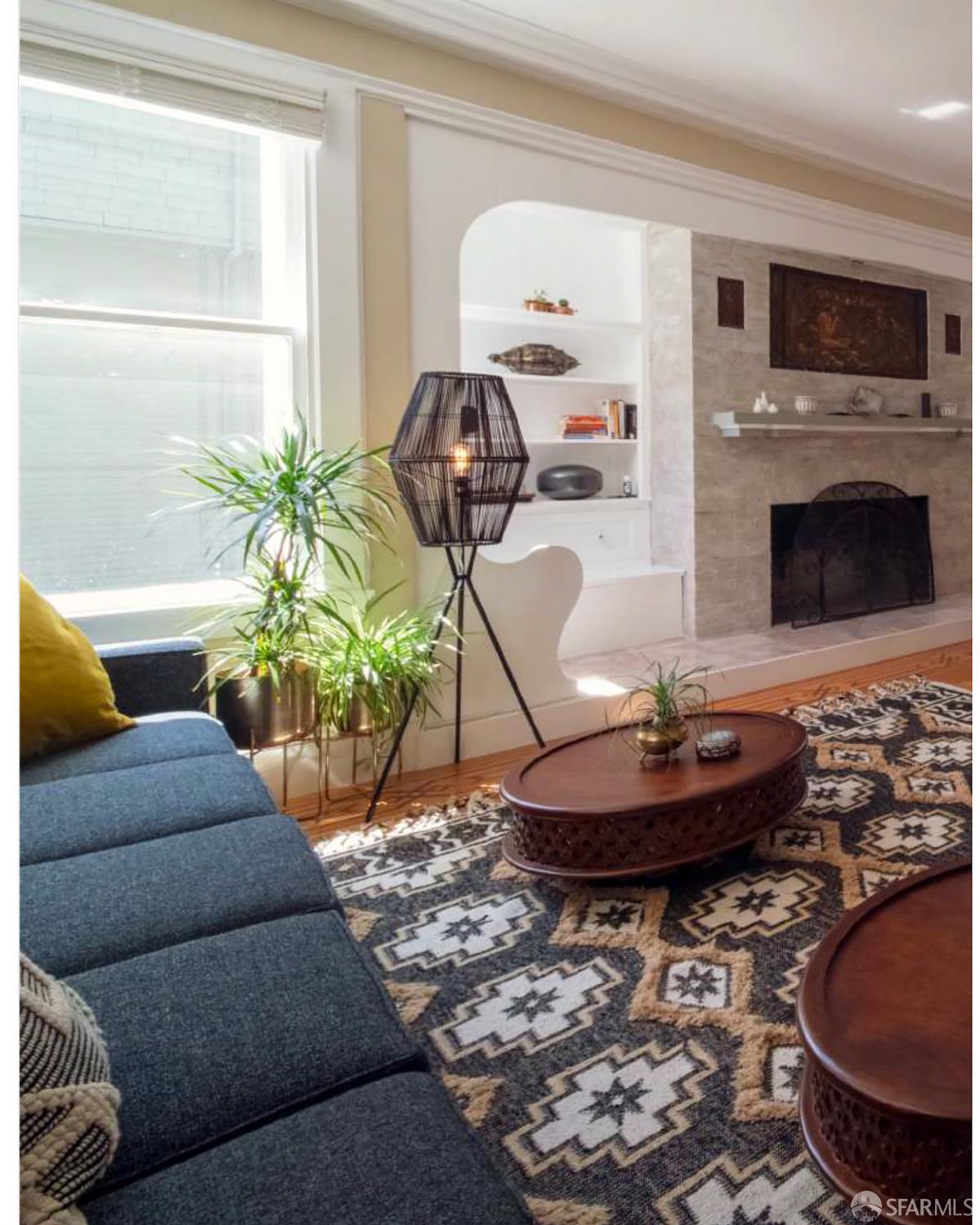 Detail Gallery Image 2 of 10 For 433 Vernon St, Oakland,  CA 94610 - – Beds | – Baths