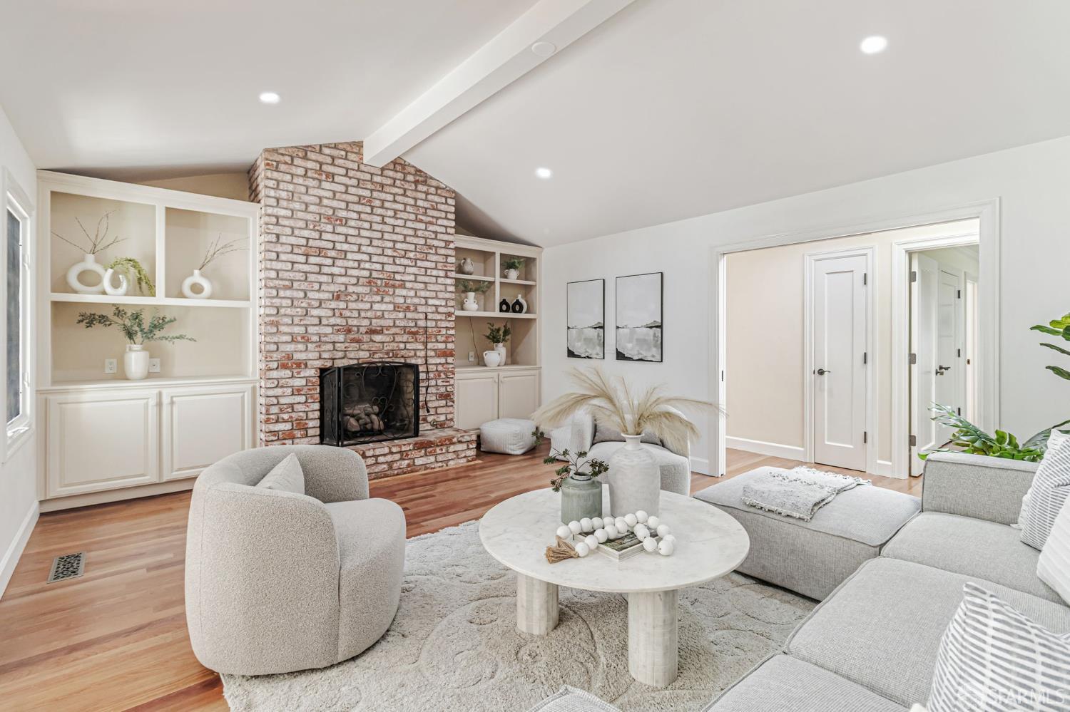 Detail Gallery Image 14 of 43 For 2 Callado Way, Atherton,  CA 94027 - 5 Beds | 4/1 Baths