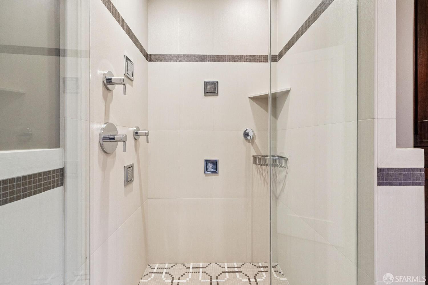 Detail Gallery Image 56 of 93 For 2123 Funston Ave, San Francisco,  CA 94116 - 4 Beds | 3/1 Baths