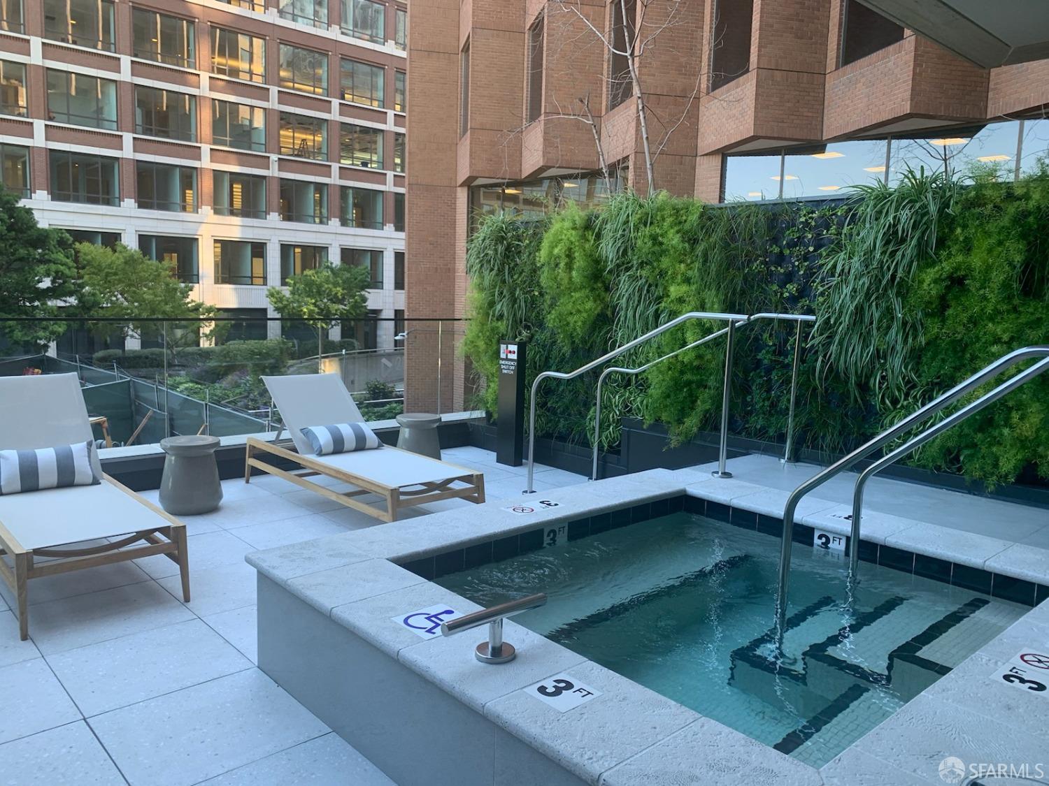 Detail Gallery Image 25 of 25 For 1 Steuart Ln #501,  San Francisco,  CA 94105 - 2 Beds | 3 Baths