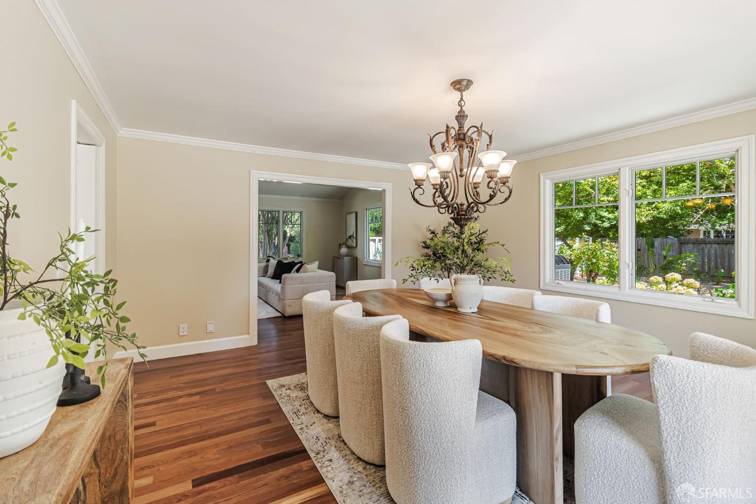 Detail Gallery Image 21 of 43 For 2 Callado Way, Atherton,  CA 94027 - 5 Beds | 4/1 Baths