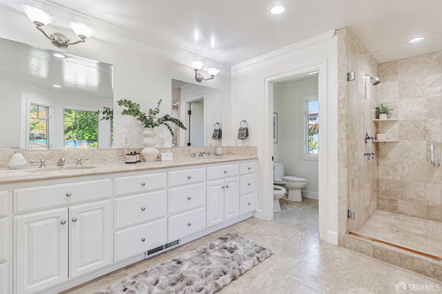 Detail Gallery Image 25 of 43 For 2 Callado Way, Atherton,  CA 94027 - 5 Beds | 4/1 Baths