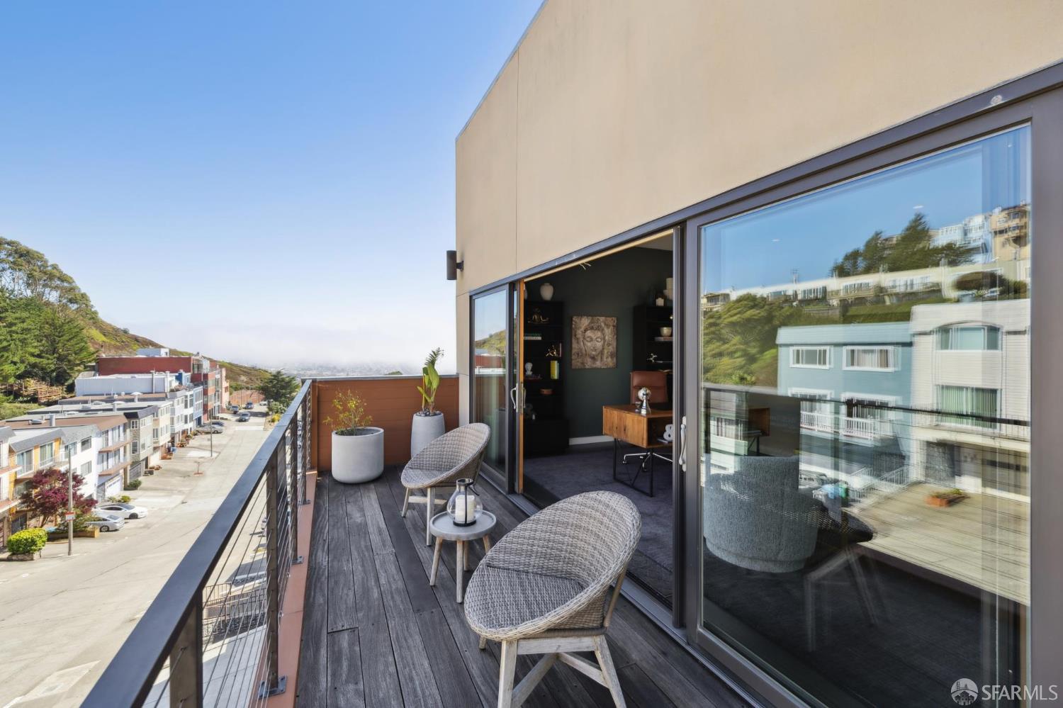 Detail Gallery Image 42 of 93 For 2123 Funston Ave, San Francisco,  CA 94116 - 4 Beds | 3/1 Baths