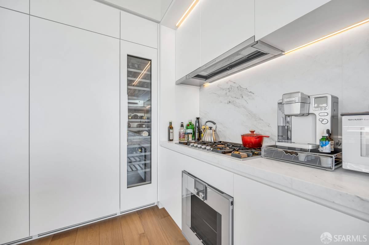 Detail Gallery Image 5 of 25 For 1 Steuart Ln #501,  San Francisco,  CA 94105 - 2 Beds | 3 Baths