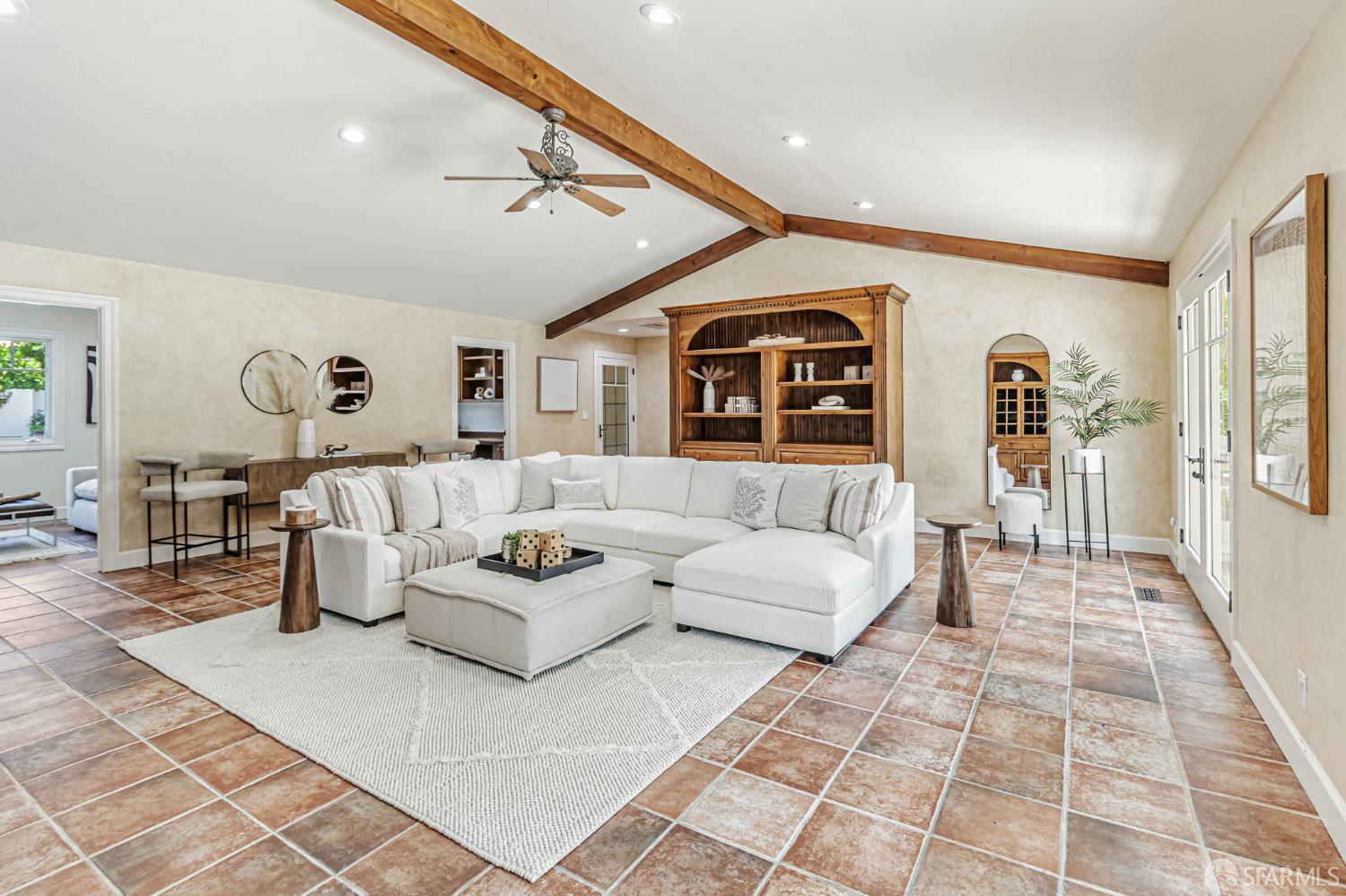 Detail Gallery Image 22 of 43 For 2 Callado Way, Atherton,  CA 94027 - 5 Beds | 4/1 Baths