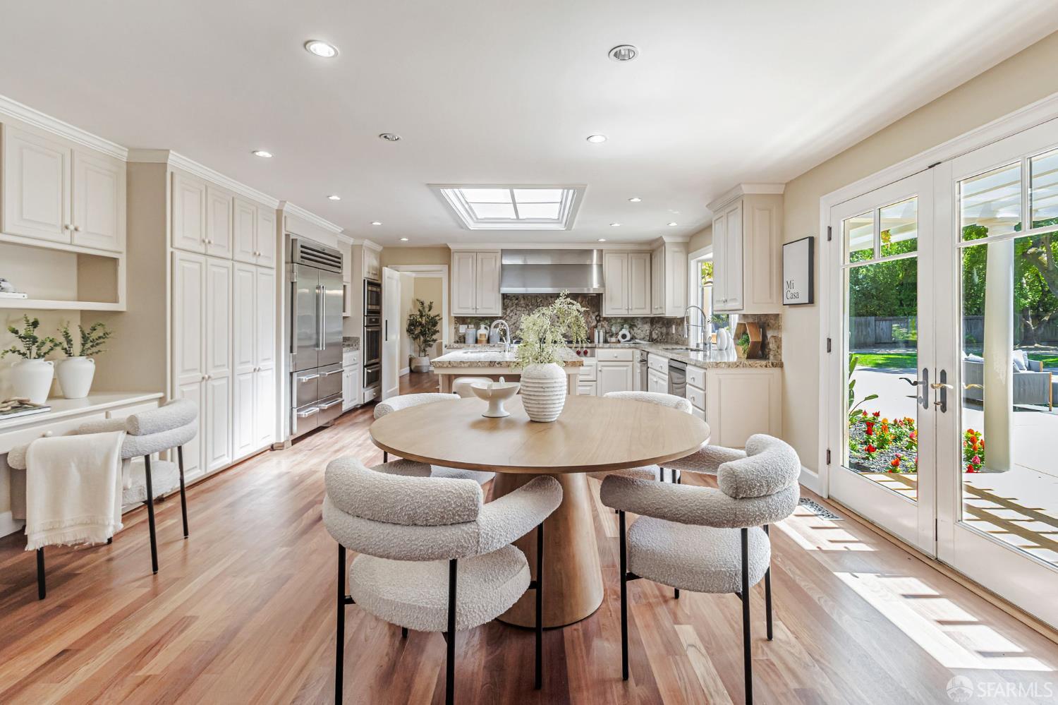 Detail Gallery Image 17 of 43 For 2 Callado Way, Atherton,  CA 94027 - 5 Beds | 4/1 Baths