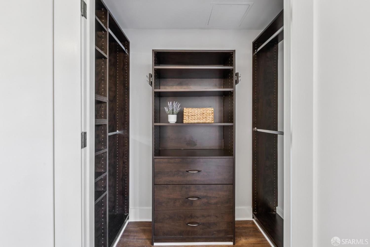 Detail Gallery Image 15 of 31 For 8 Landers St #301,  San Francisco,  CA 94114 - 2 Beds | 2 Baths