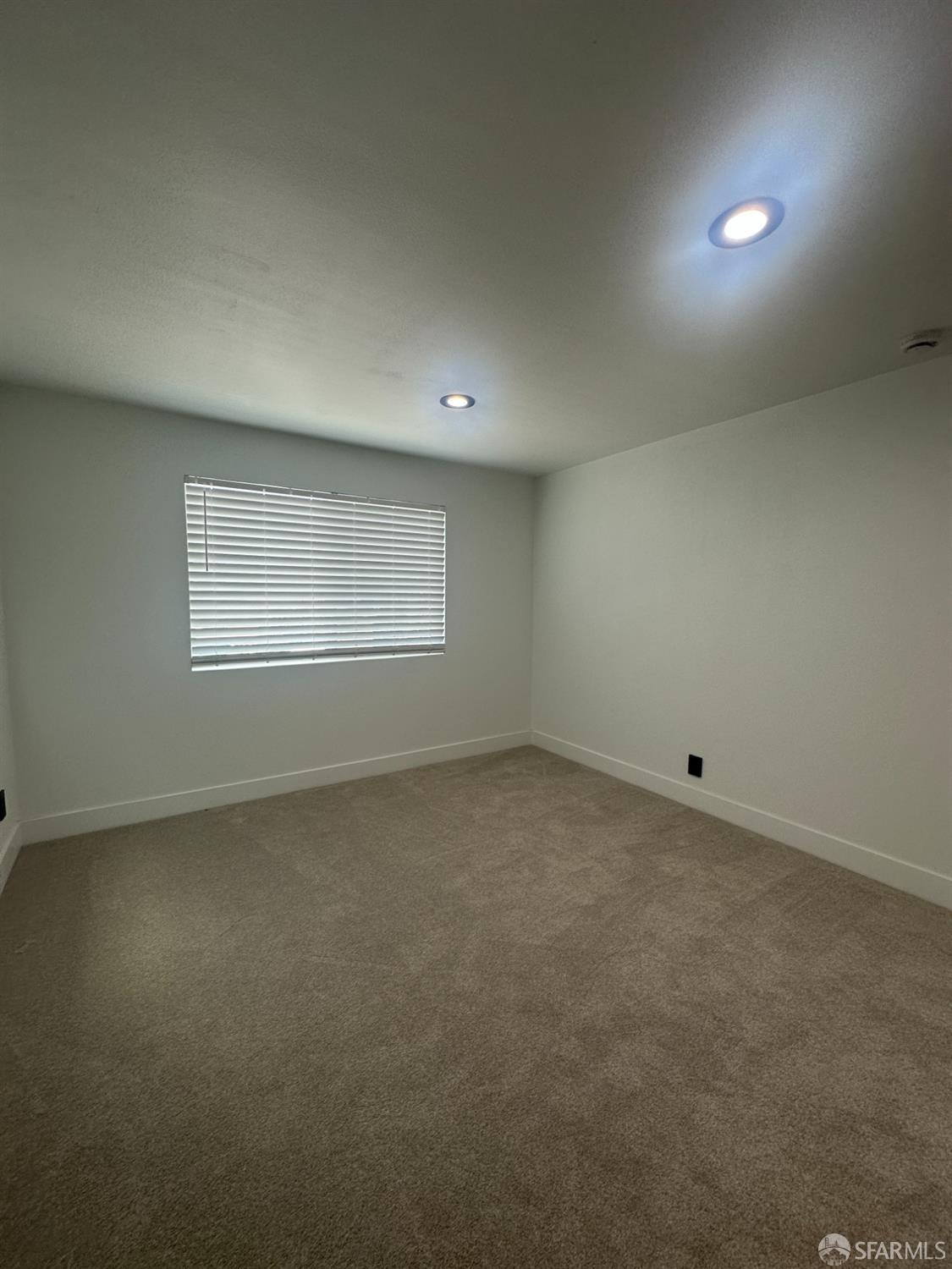 Detail Gallery Image 20 of 28 For 370 Clara St, Oakland,  CA 94603 - 7 Beds | 3 Baths