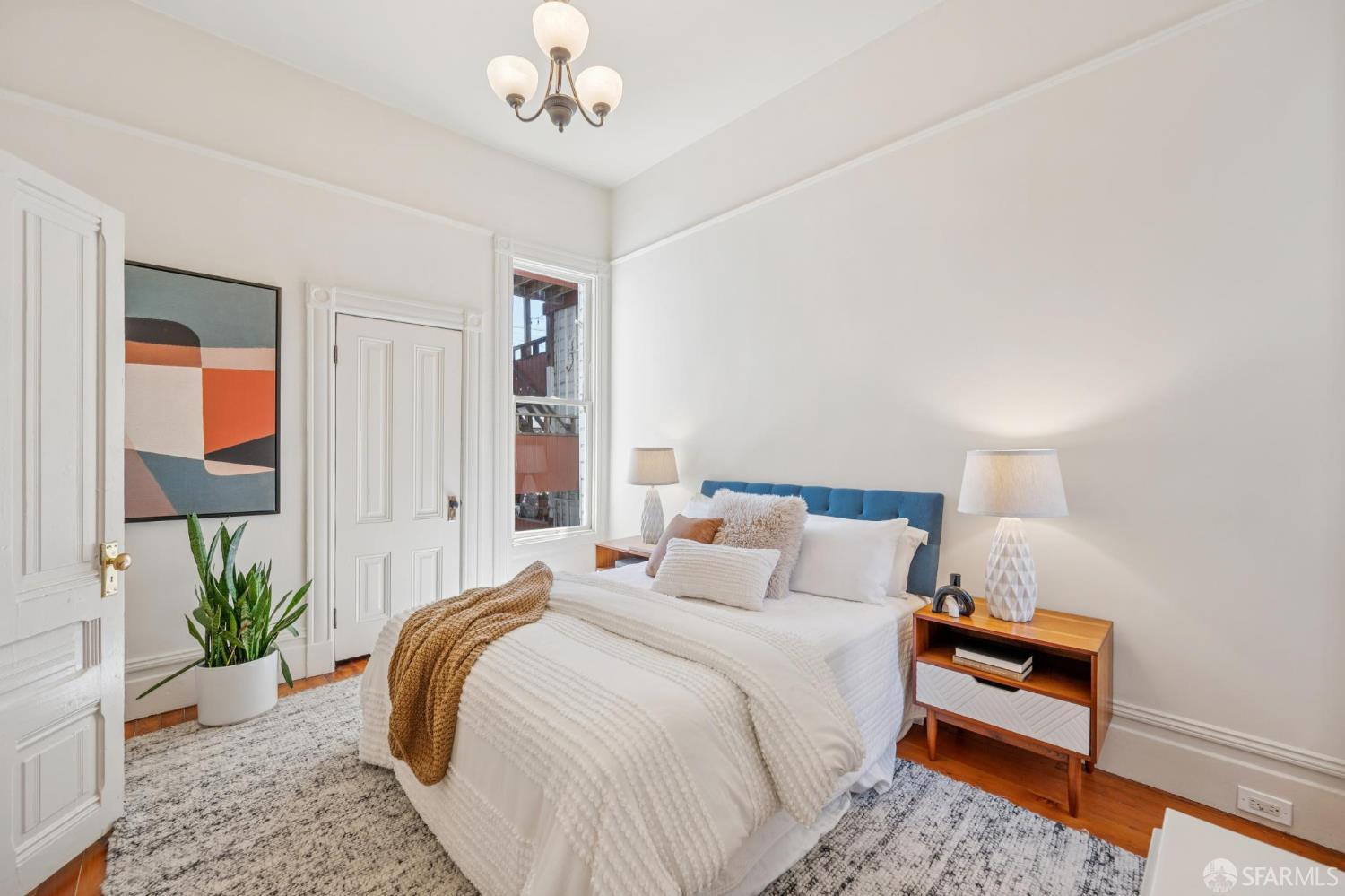 Detail Gallery Image 14 of 42 For 565 Haight St, San Francisco,  CA 94117 - 2 Beds | 1 Baths