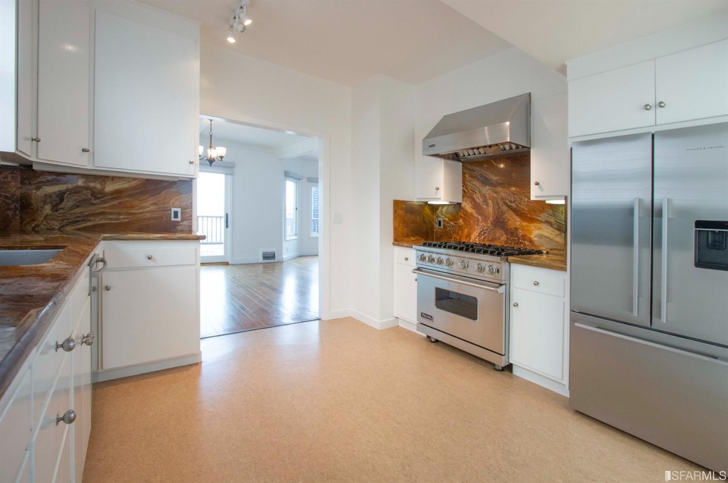 Detail Gallery Image 18 of 41 For 157 Villa Ter, San Francisco,  CA 94114 - 4 Beds | 2/1 Baths