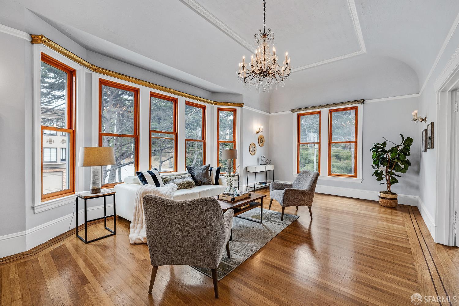 Detail Gallery Image 15 of 45 For 5600 Fulton St, San Francisco,  CA 94121 - 5 Beds | 3/1 Baths