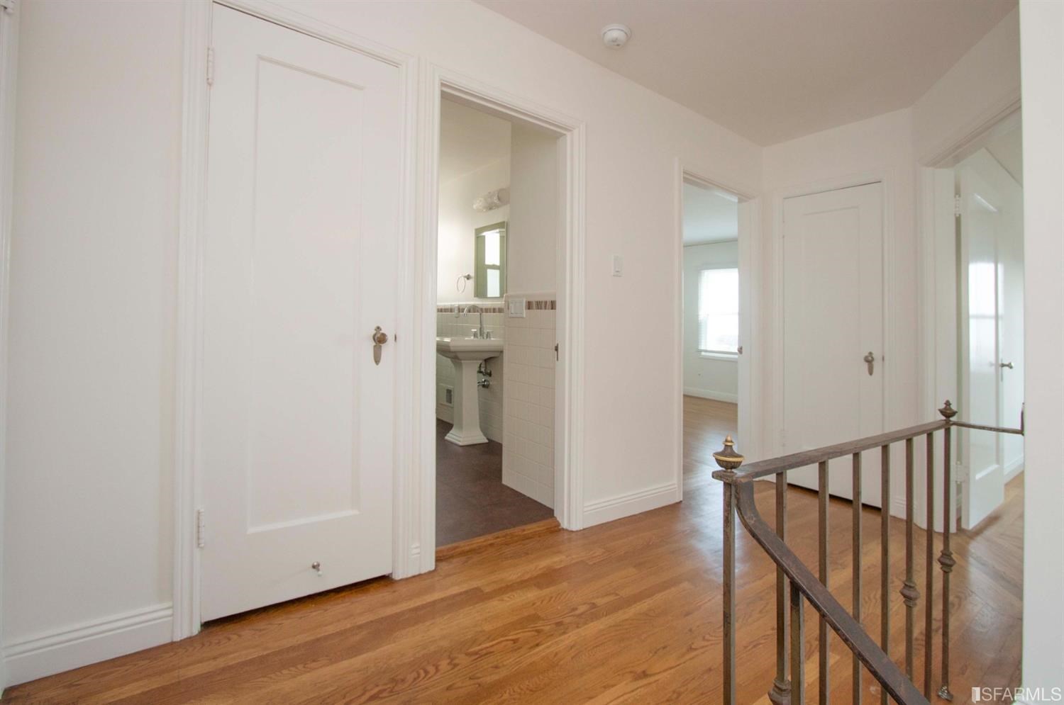 Detail Gallery Image 31 of 41 For 157 Villa Ter, San Francisco,  CA 94114 - 4 Beds | 2/1 Baths