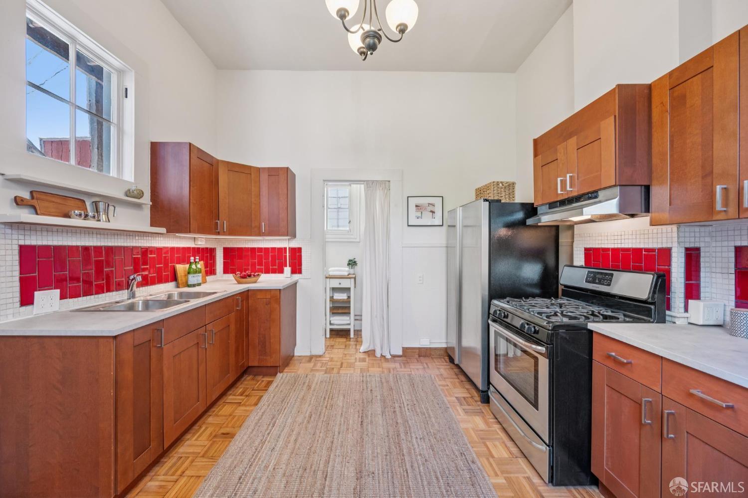 Detail Gallery Image 26 of 42 For 565 Haight St, San Francisco,  CA 94117 - 2 Beds | 1 Baths