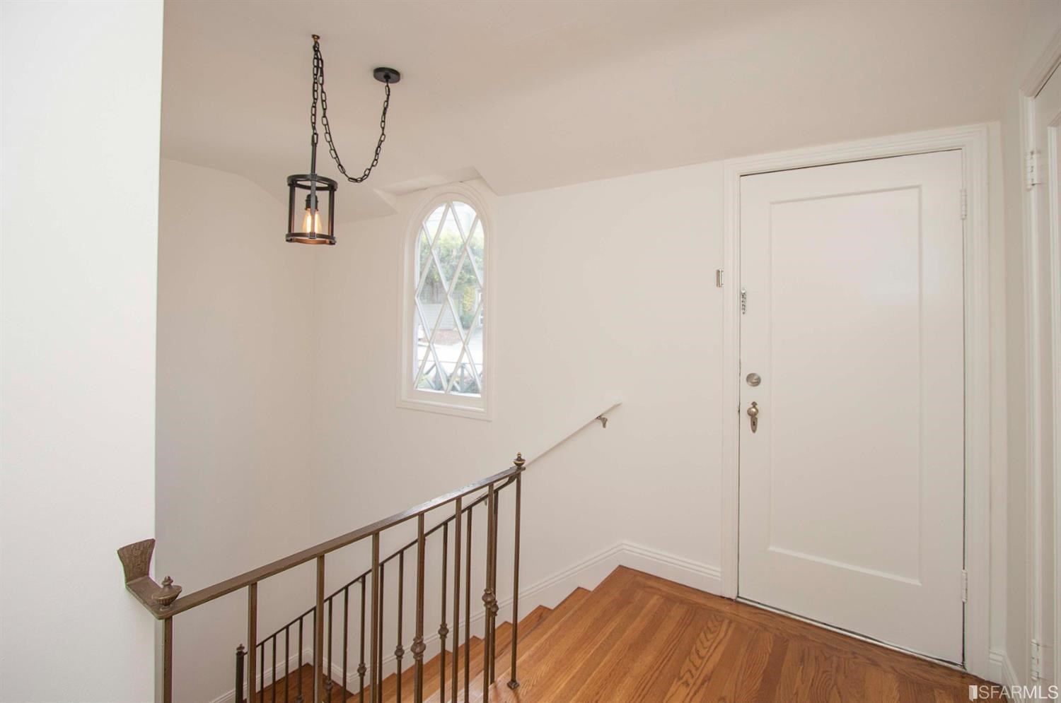 Detail Gallery Image 28 of 41 For 157 Villa Ter, San Francisco,  CA 94114 - 4 Beds | 2/1 Baths
