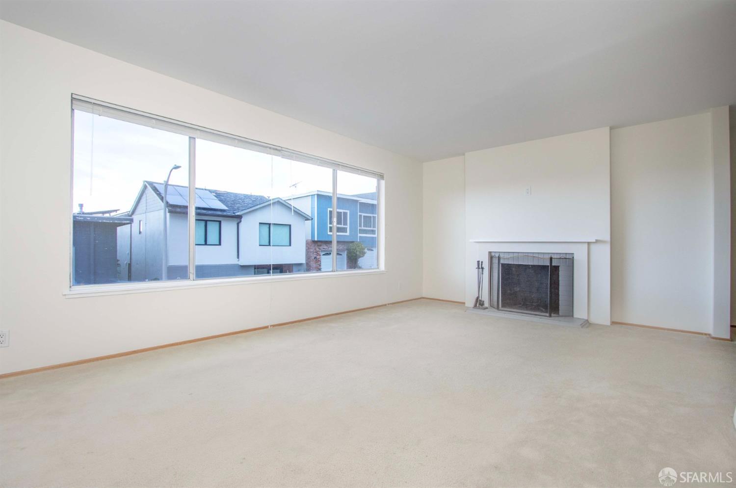 Detail Gallery Image 4 of 18 For 160 Devonshire Way, San Francisco,  CA 94131 - 3 Beds | 2 Baths