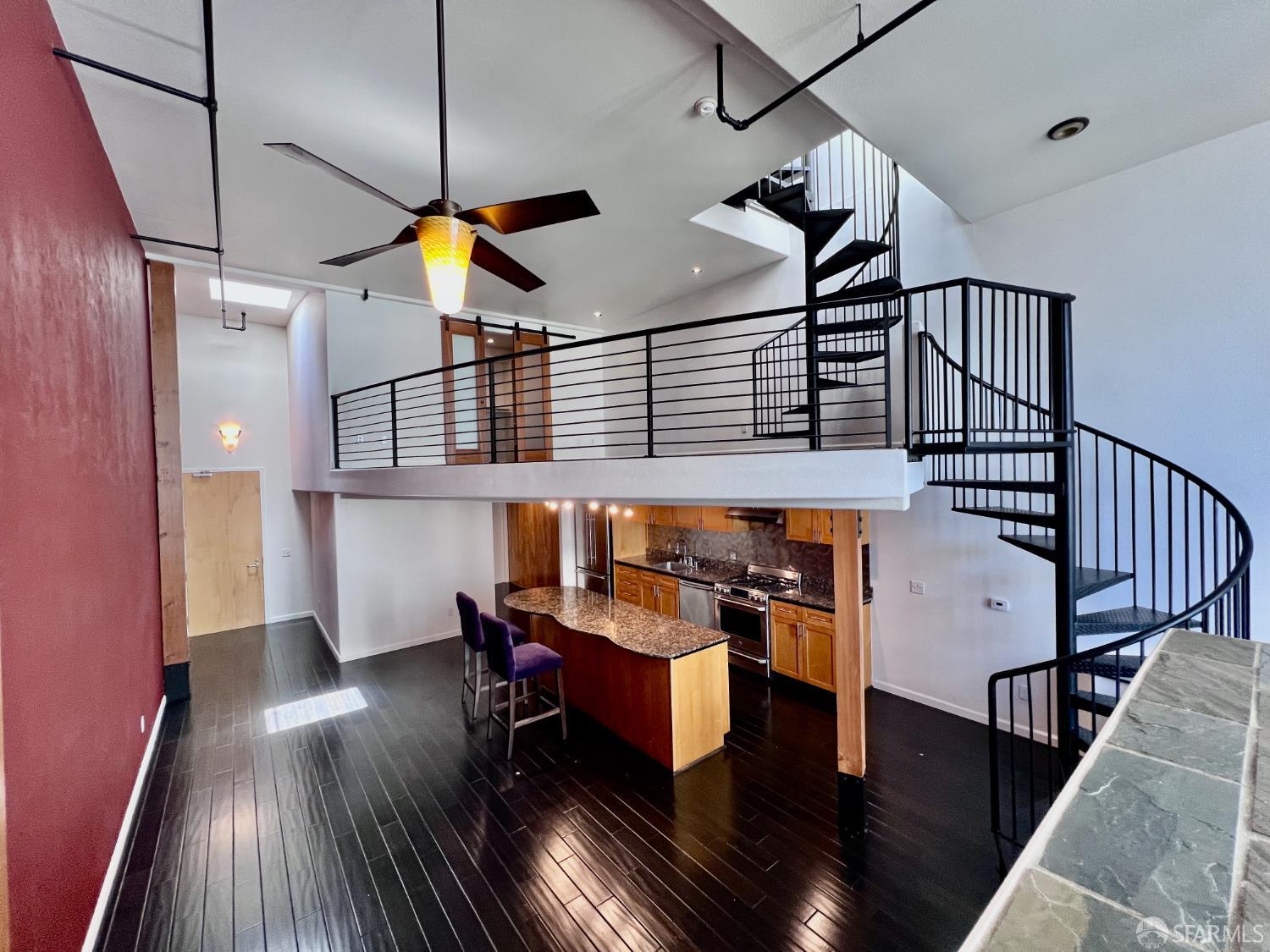 18 Lansing Street # 402