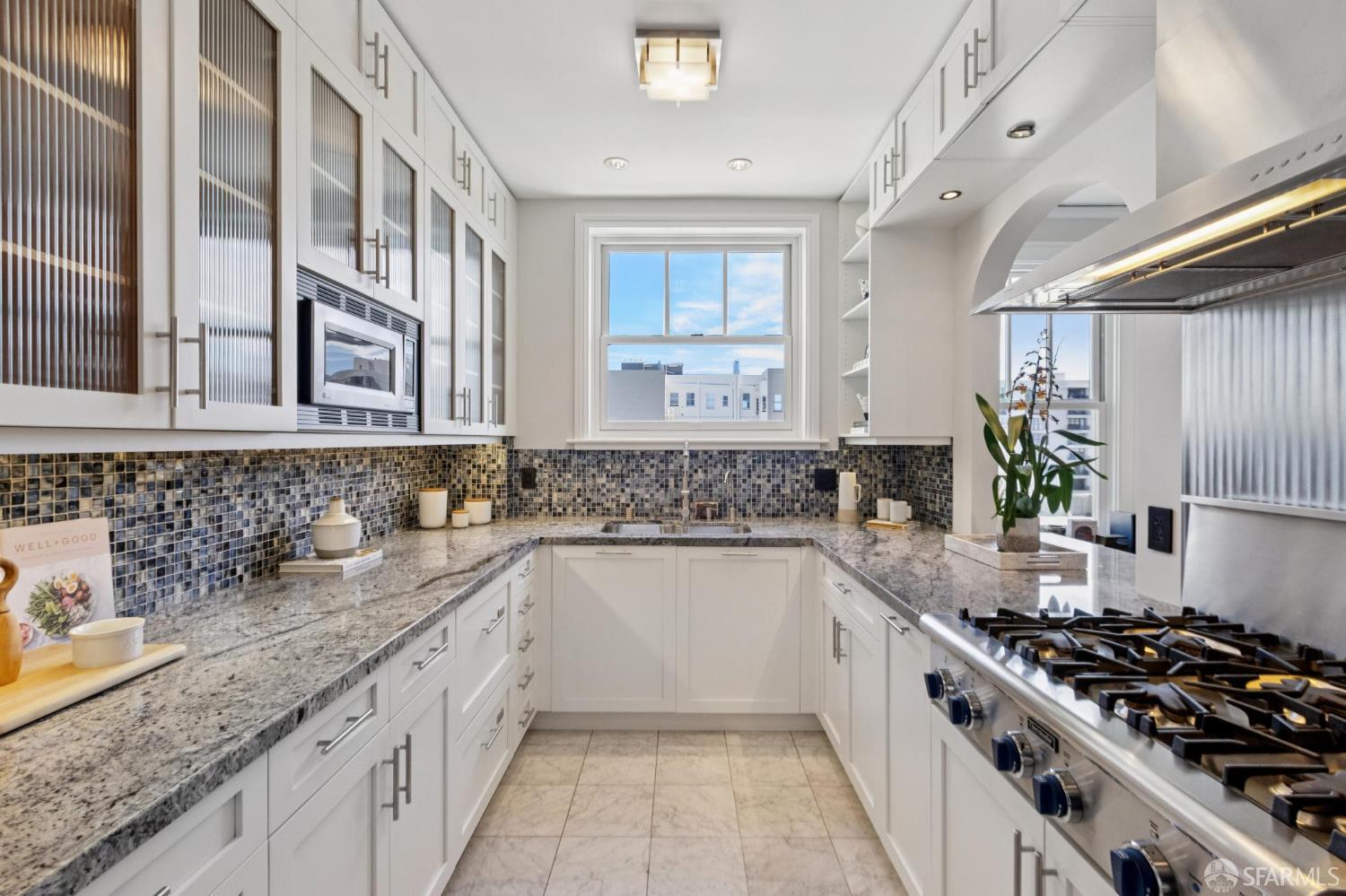 Photo #19: 425039132 Listing: Photo #19