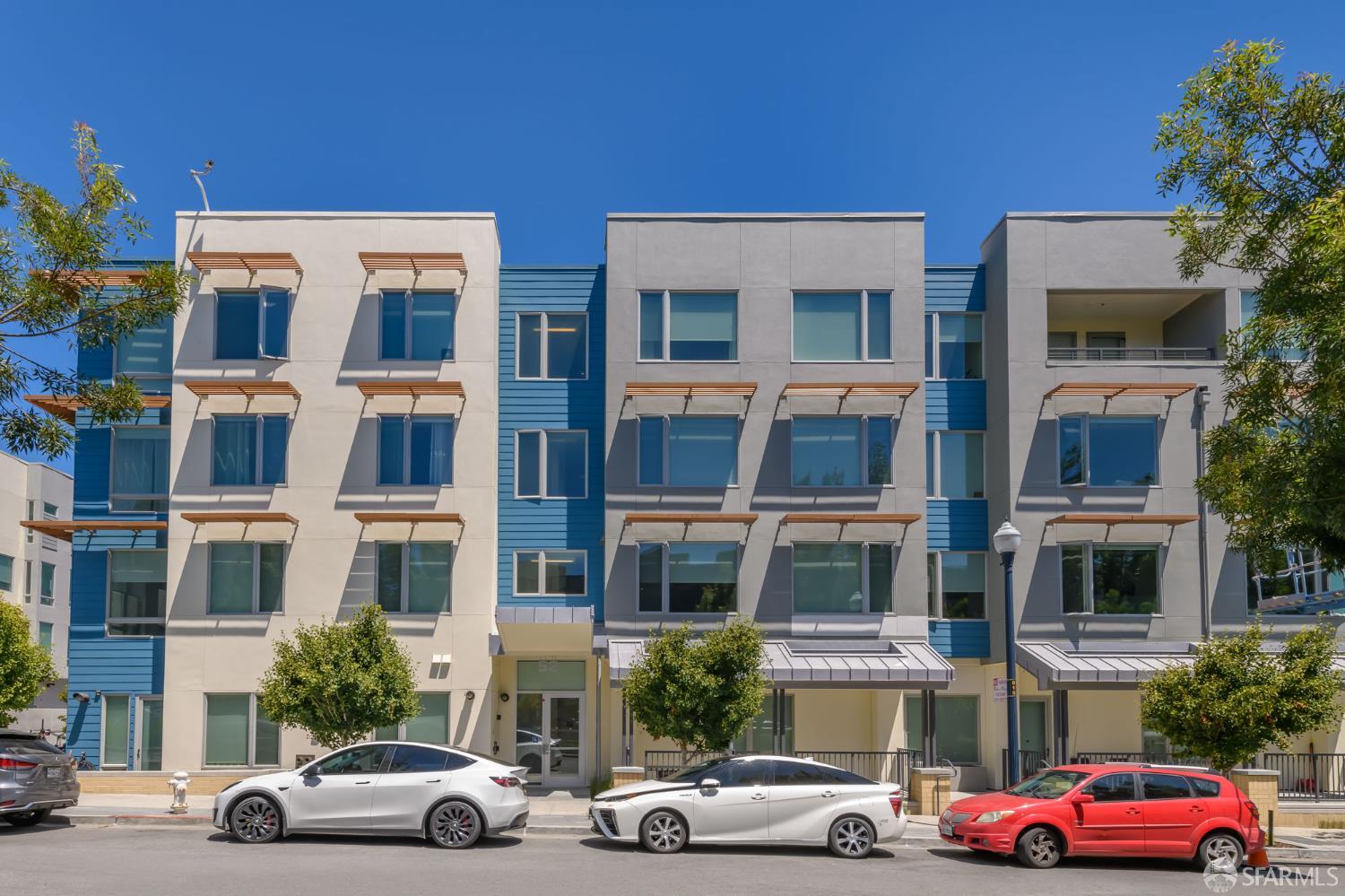 Detail Gallery Image 2 of 27 For 52 Innes Ct #308,  San Francisco,  CA 94124 - 1 Beds | 1 Baths