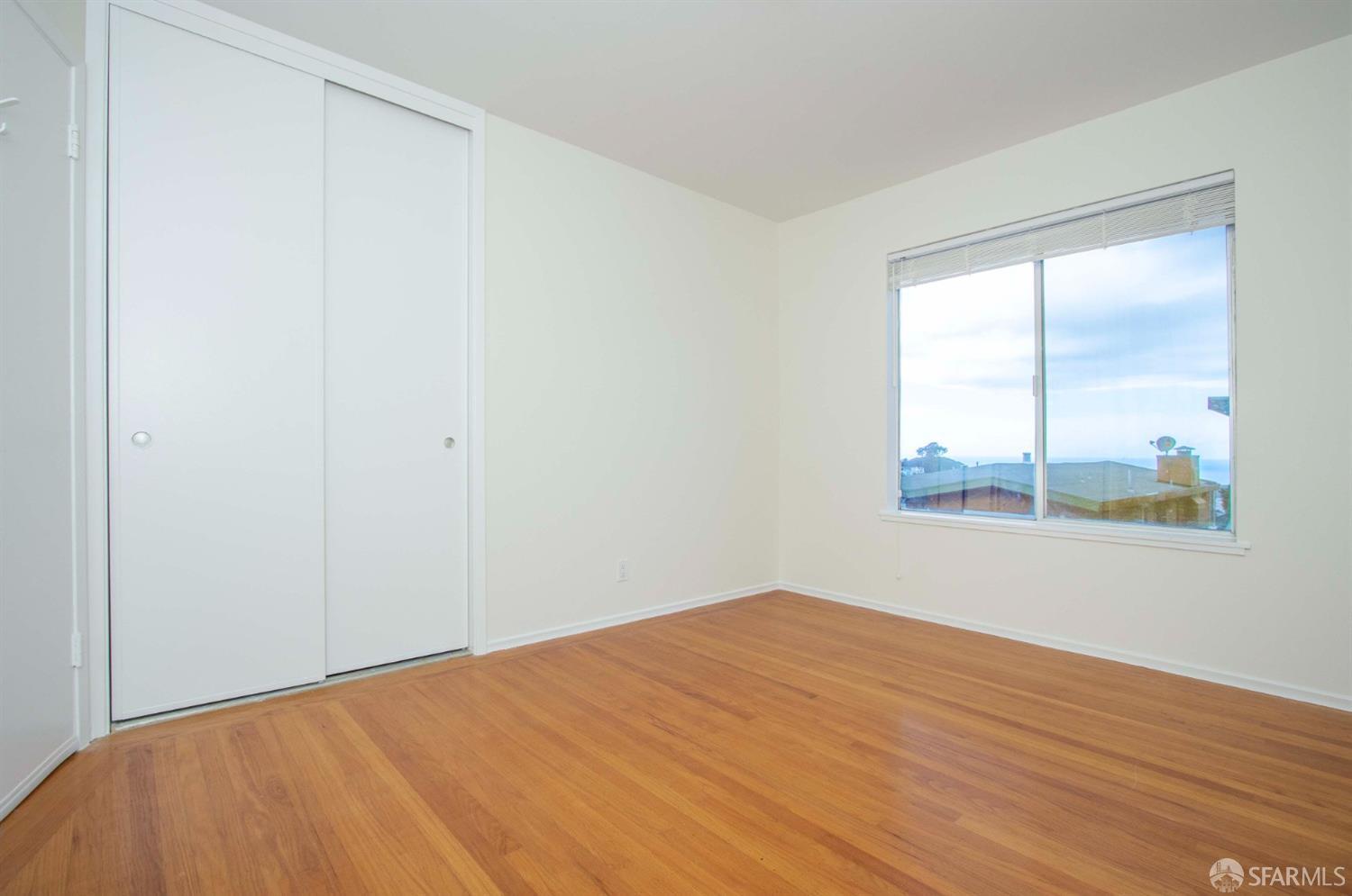 Detail Gallery Image 13 of 18 For 160 Devonshire Way, San Francisco,  CA 94131 - 3 Beds | 2 Baths