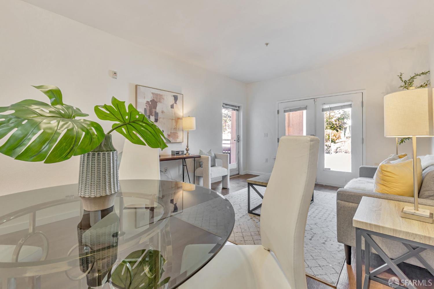 Detail Gallery Image 17 of 33 For 1488 El Camino Real #102,  South San Francisco,  CA 94080 - 1 Beds | 1 Baths