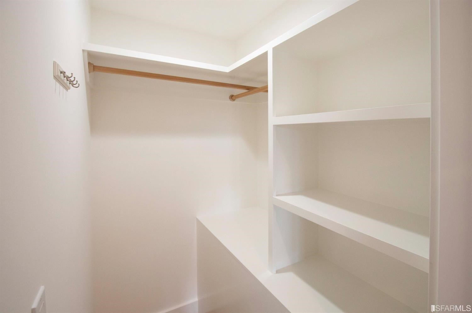 Detail Gallery Image 35 of 41 For 157 Villa Ter, San Francisco,  CA 94114 - 4 Beds | 2/1 Baths