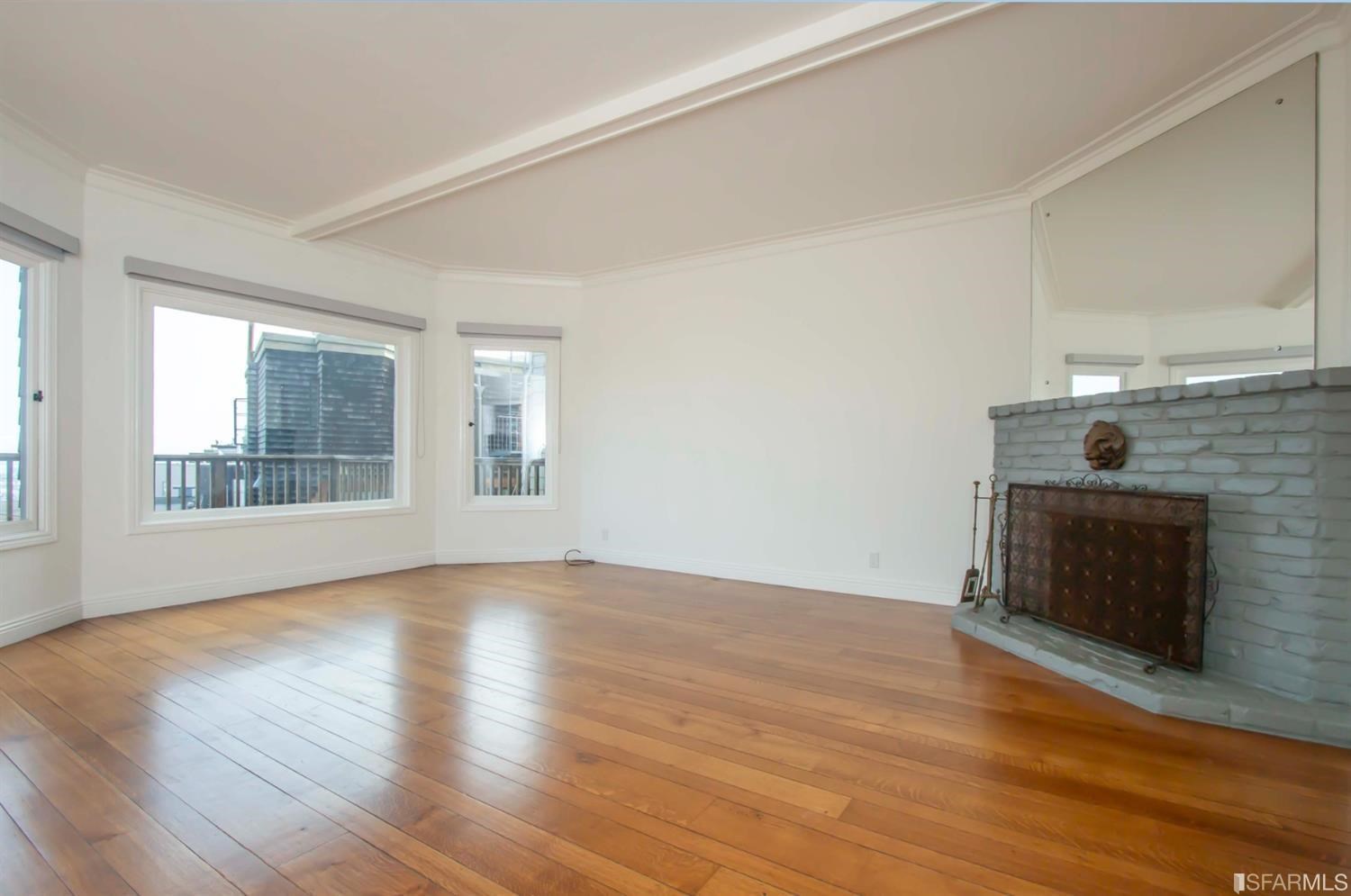 Detail Gallery Image 7 of 41 For 157 Villa Ter, San Francisco,  CA 94114 - 4 Beds | 2/1 Baths