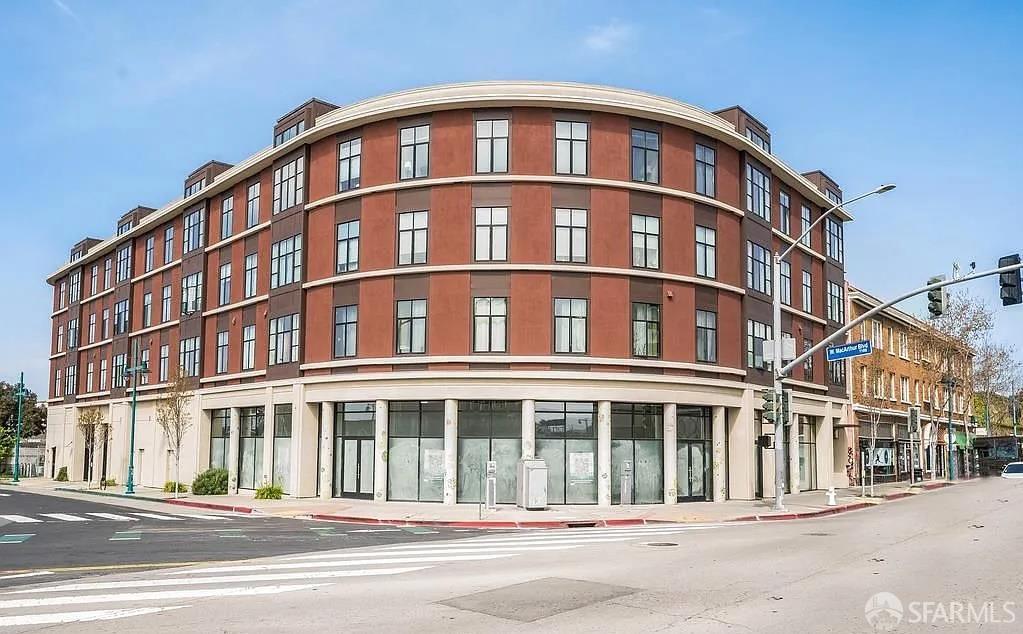 Detail Gallery Image 39 of 45 For 3801 San Pablo Ave #207,  Emeryville,  CA 94608 - 2 Beds | 1/1 Baths