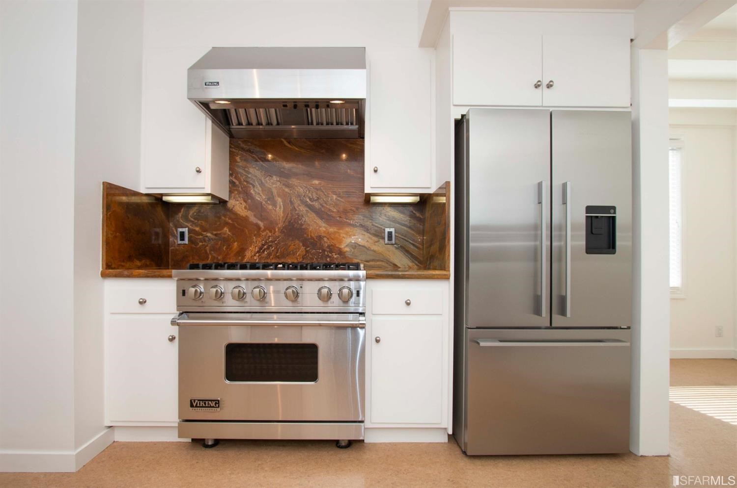 Detail Gallery Image 15 of 41 For 157 Villa Ter, San Francisco,  CA 94114 - 4 Beds | 2/1 Baths