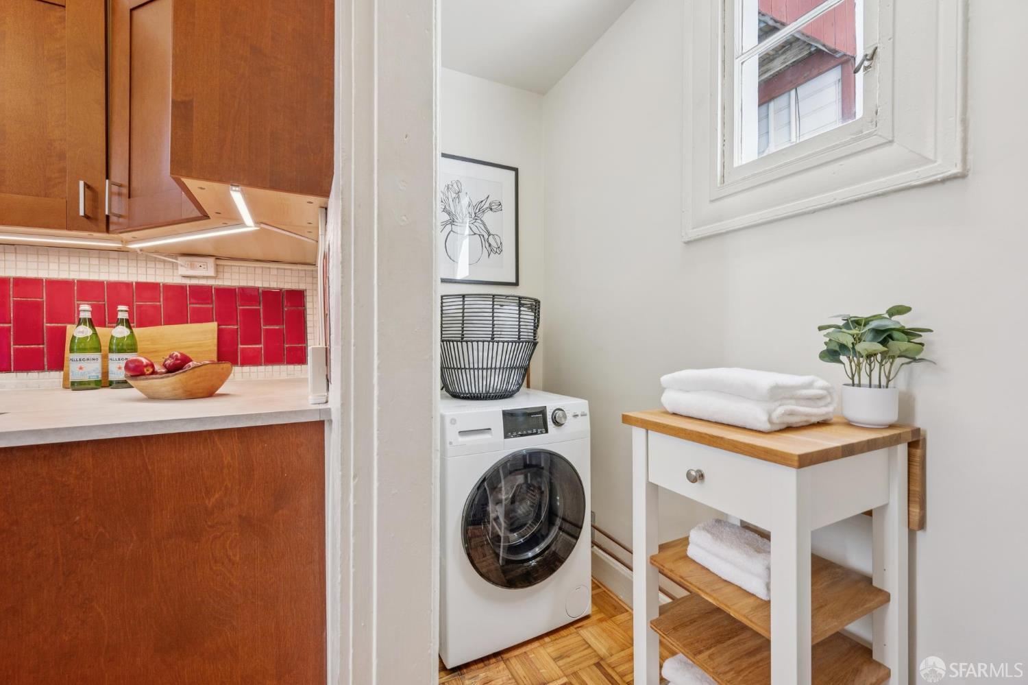 Detail Gallery Image 27 of 42 For 565 Haight St, San Francisco,  CA 94117 - 2 Beds | 1 Baths
