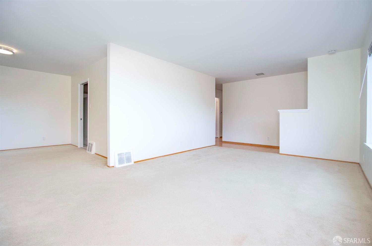 Detail Gallery Image 6 of 18 For 160 Devonshire Way, San Francisco,  CA 94131 - 3 Beds | 2 Baths
