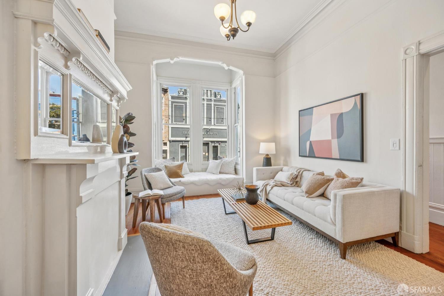 Detail Gallery Image 2 of 42 For 565 Haight St, San Francisco,  CA 94117 - 2 Beds | 1 Baths
