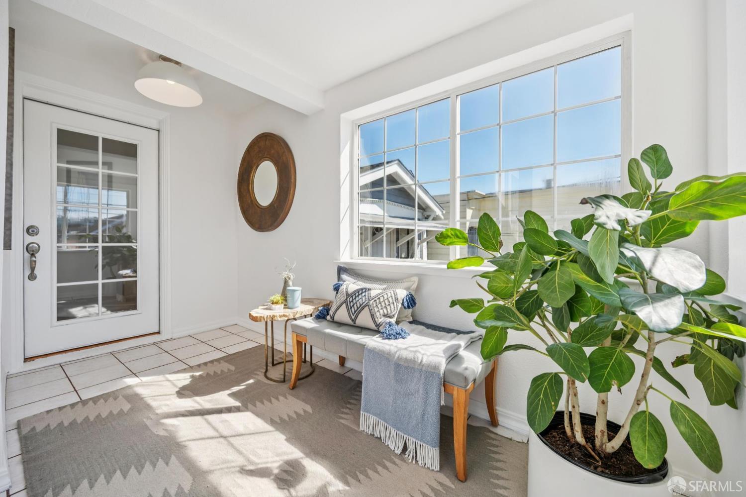 Detail Gallery Image 7 of 64 For 647 Athens St, San Francisco,  CA 94112 - 3 Beds | 2 Baths
